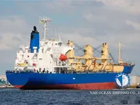 Nave refrigerata in vendita