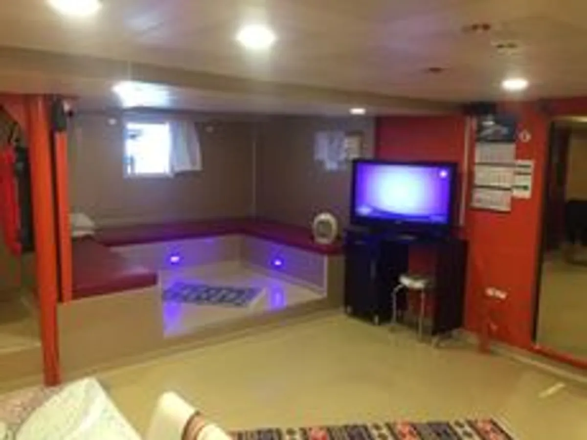 Nave passeggeri in vendita