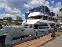 Nave passeggeri in vendita