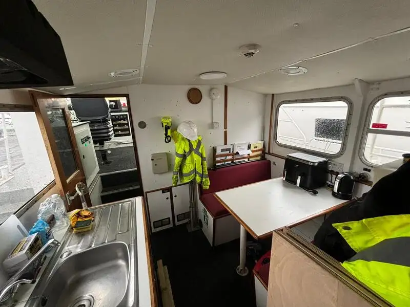 Nave da rilevamento in vendita