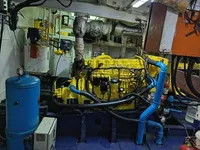 Nave di supporto in vendita