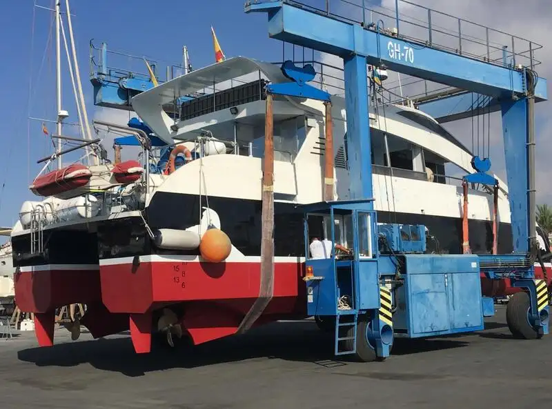 Nave passeggeri in vendita