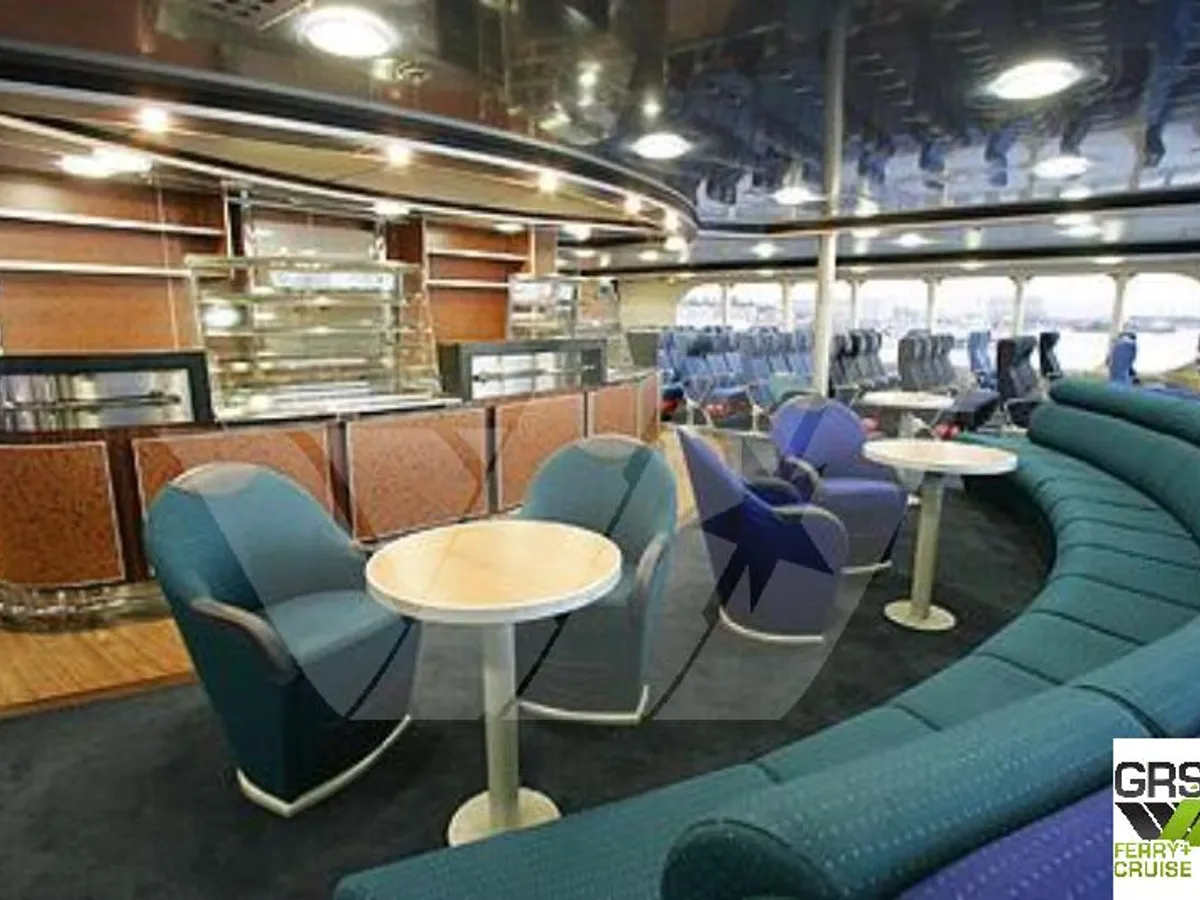 Nave RoPax in vendita