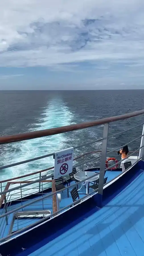 Nave passeggeri in vendita