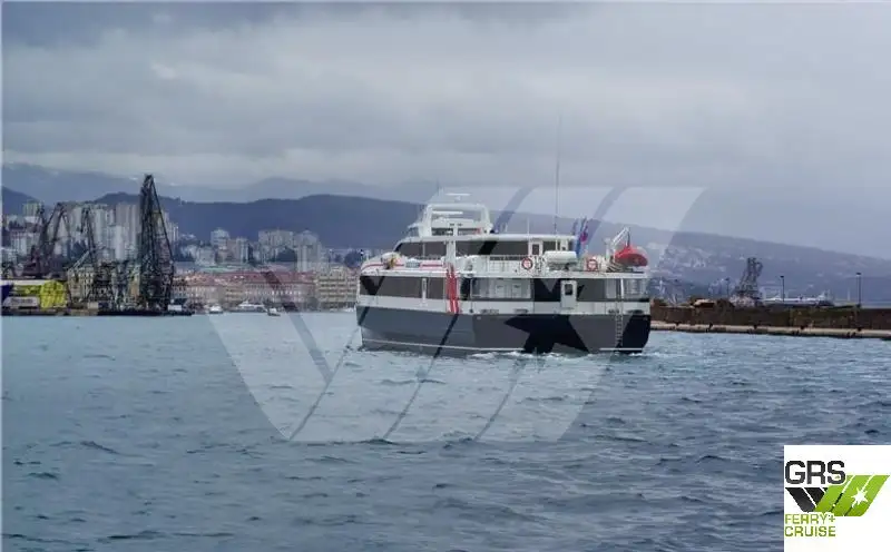 Nave passeggeri in vendita