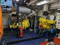 Nave di supporto in vendita