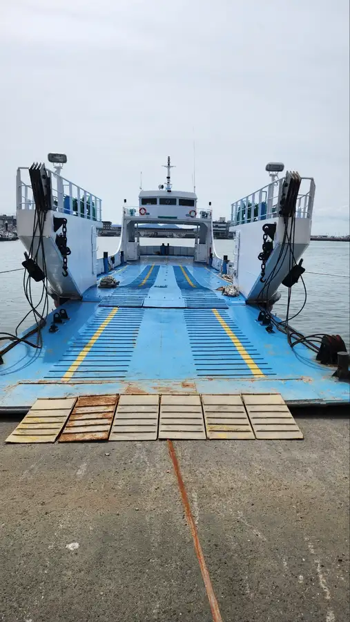 Nave traghetto in vendita