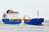 Oil/Chemical tanker in vendita