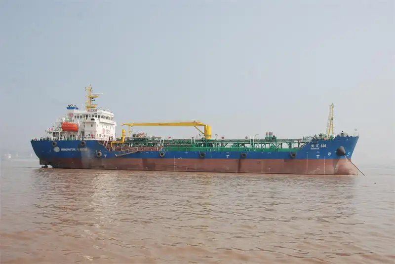 Petroliera/Chimichiera in vendita