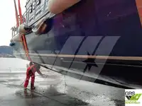 Chiatta adibita ad alloggio in vendita