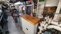 Nave di supporto in vendita