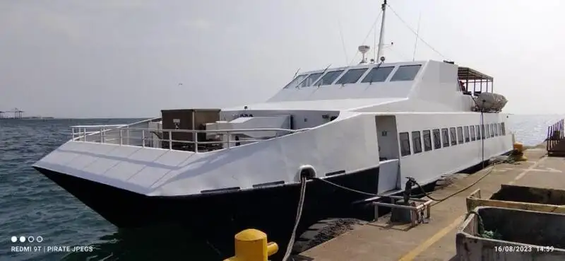 Nave traghetto in vendita
