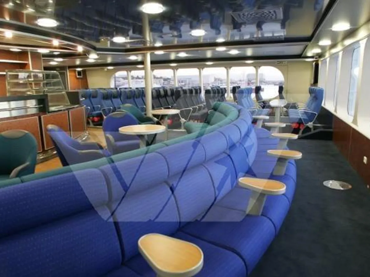 Nave RoPax in vendita