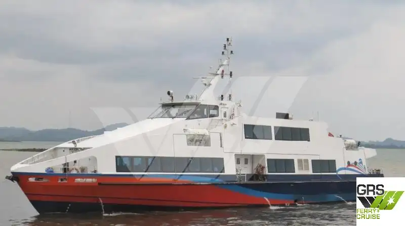 Nave passeggeri in vendita