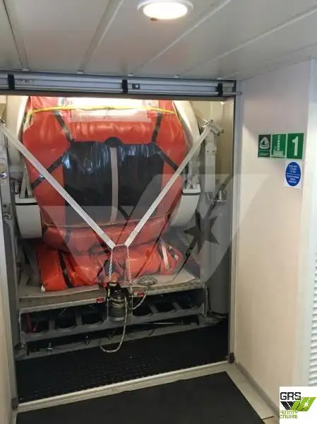 Nave RoPax in vendita