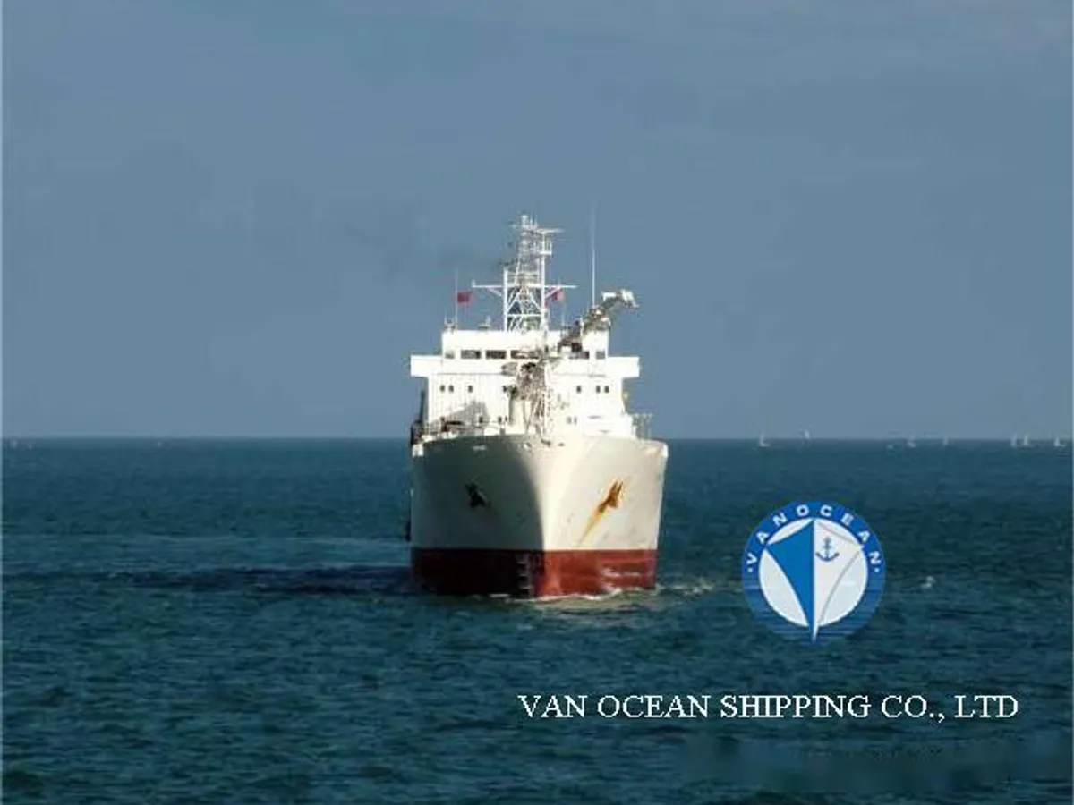 Nave refrigerata in vendita