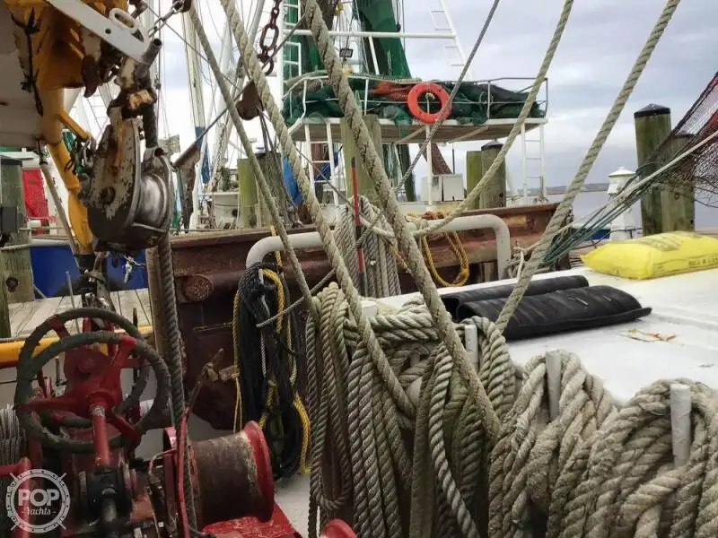 Peschereccio a strascico in vendita