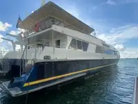 Catamarano in vendita