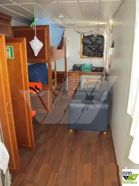 Nave di supporto in vendita