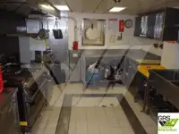Nave di supporto in vendita