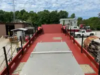 Nave da sbarco, con serbatoi in vendita