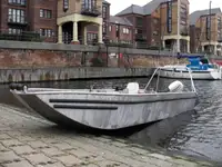 Chiatta in vendita
