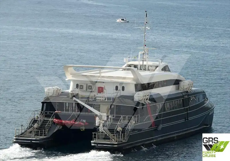 Nave passeggeri in vendita