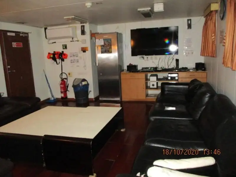 Nave refrigerata in vendita