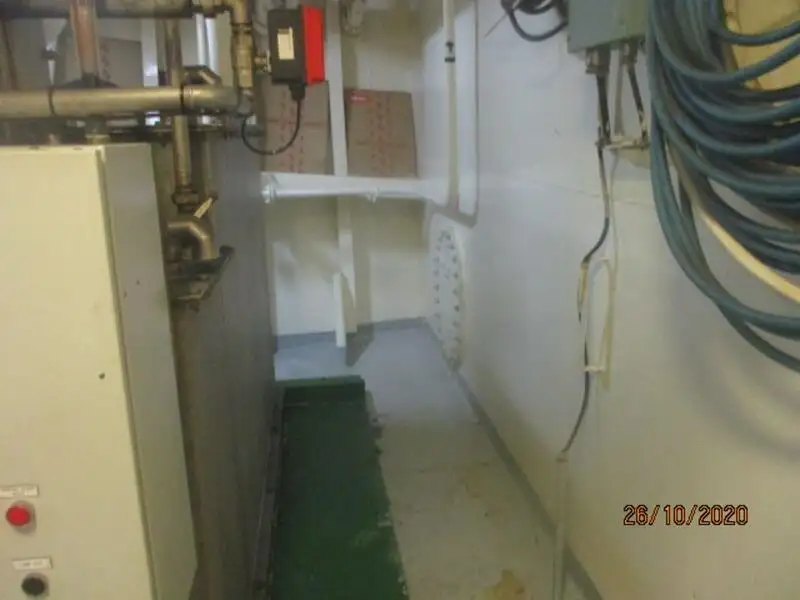 Nave refrigerata in vendita