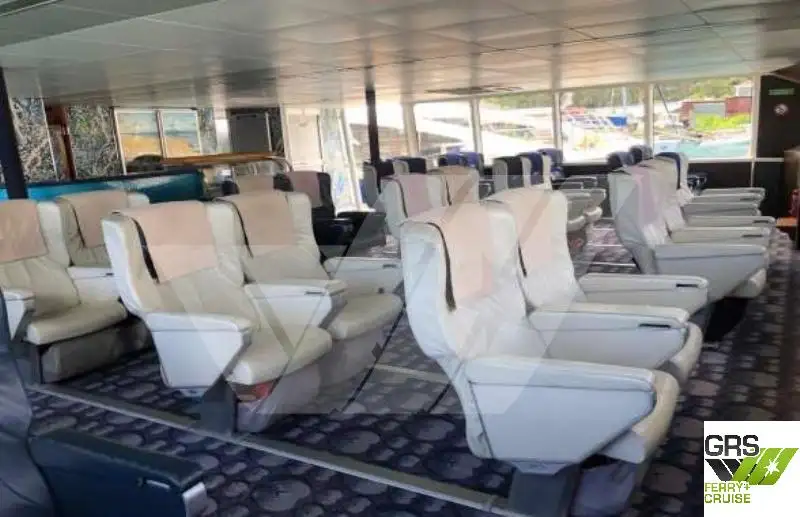 Nave passeggeri in vendita