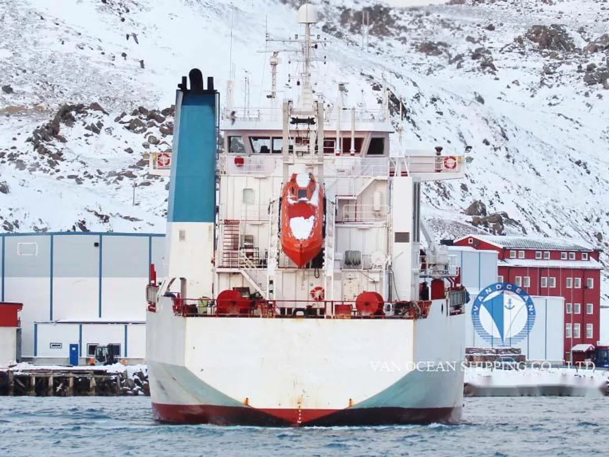 Nave refrigerata in vendita