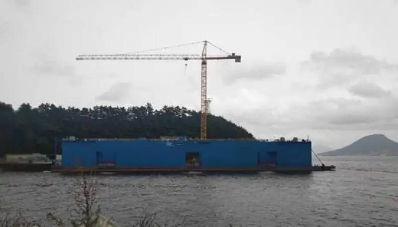 Darsena galleggiante in vendita