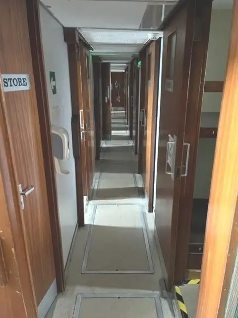Chiatta adibita ad alloggio in vendita