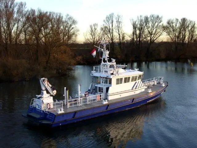 Nave da rilevamento in vendita
