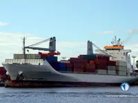 Nave refrigerata in vendita