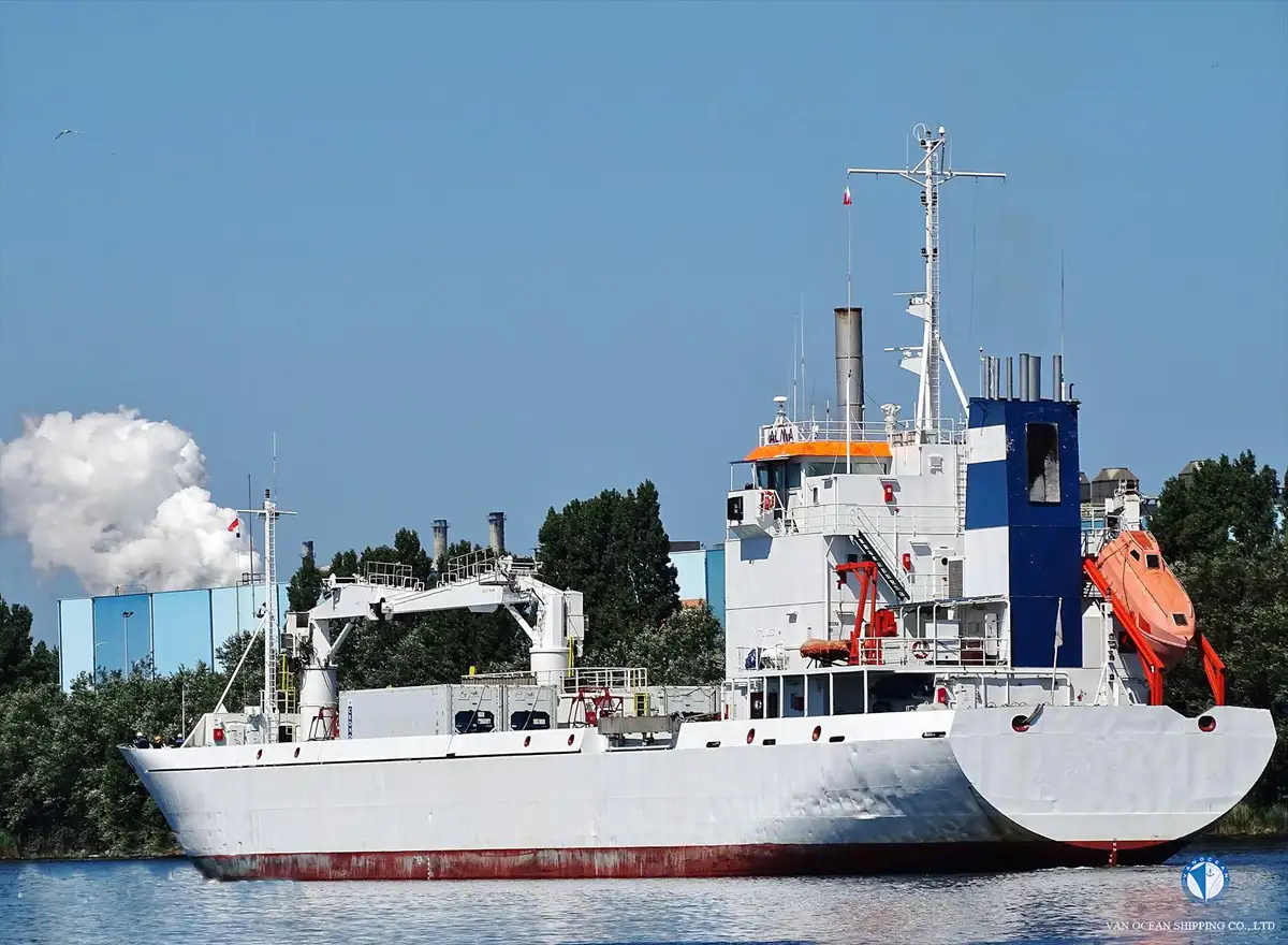 Nave refrigerata in vendita