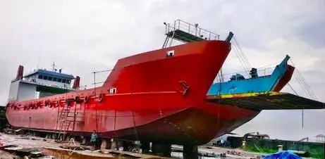 Nave da sbarco, con serbatoi in vendita