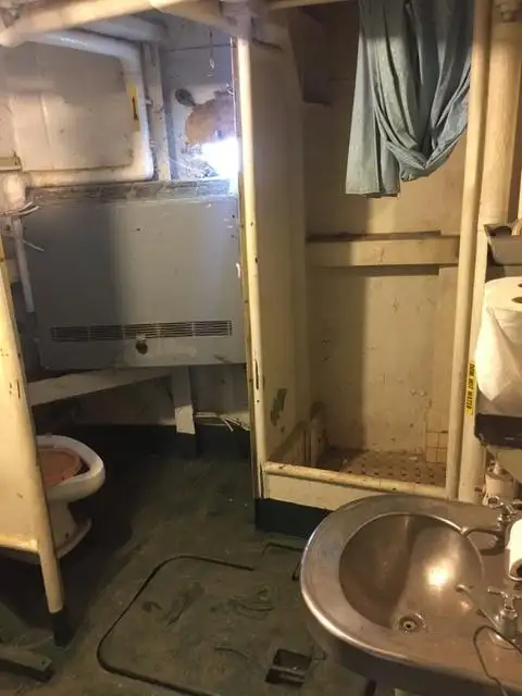 Nave da sbarco, con serbatoi in vendita