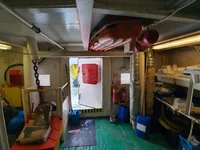 Nave di supporto in vendita