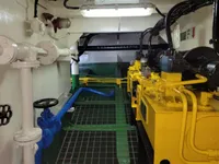 Nave di supporto in vendita