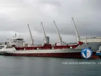 Nave refrigerata in vendita