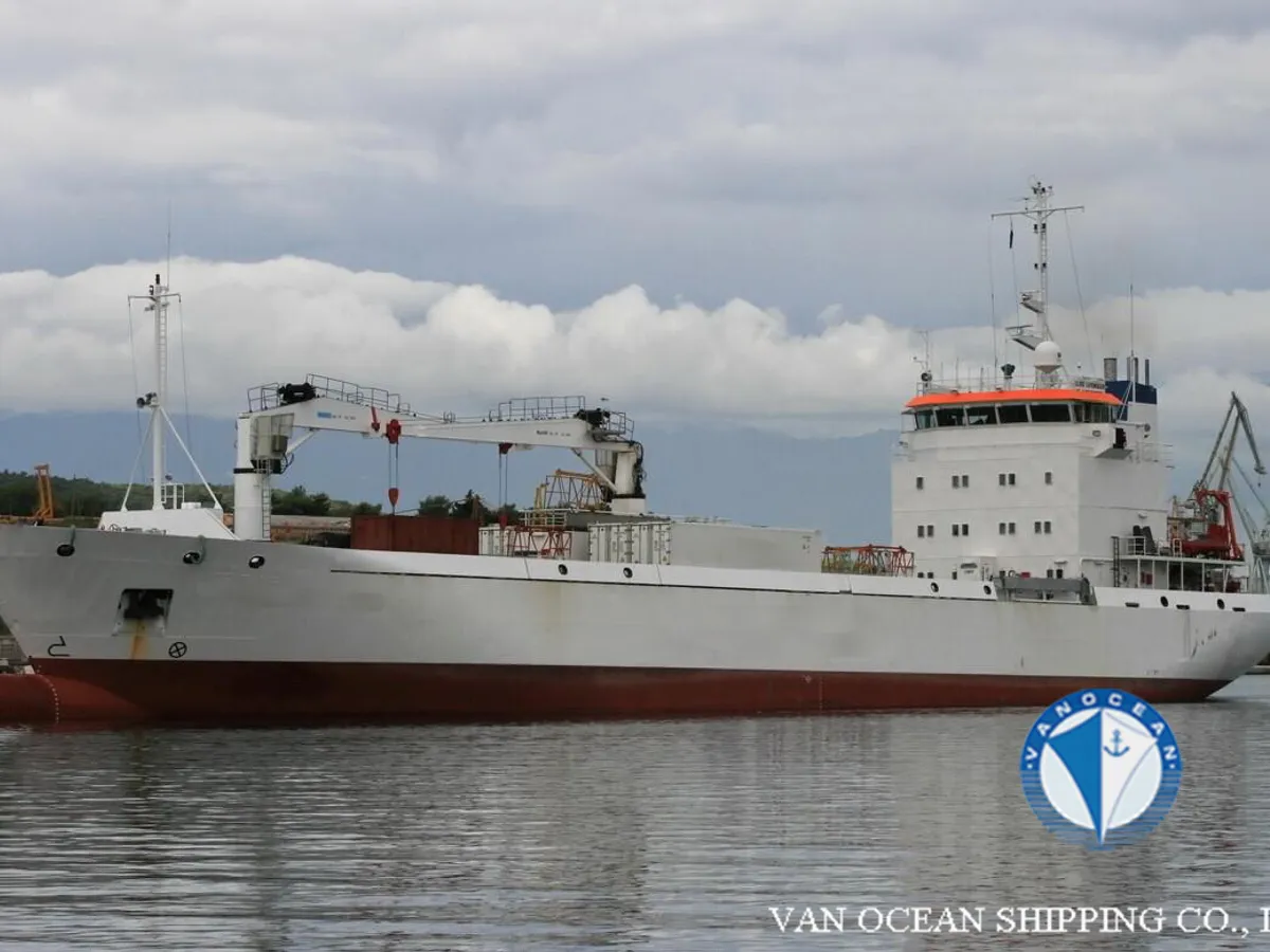 Nave refrigerata in vendita