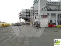 Chiatta adibita ad alloggio in vendita