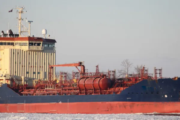Oil/Chemical tanker for sale