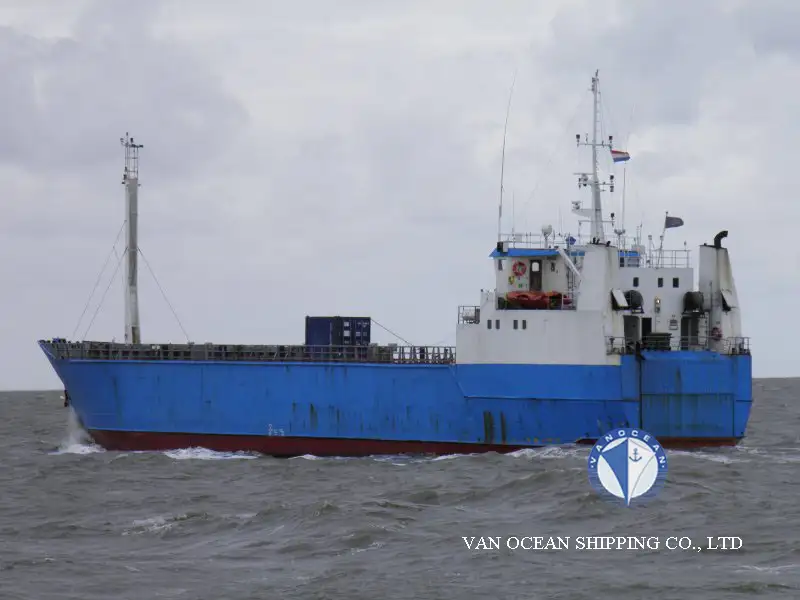 Nave refrigerata in vendita