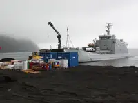 Nave da sbarco, con serbatoi in vendita