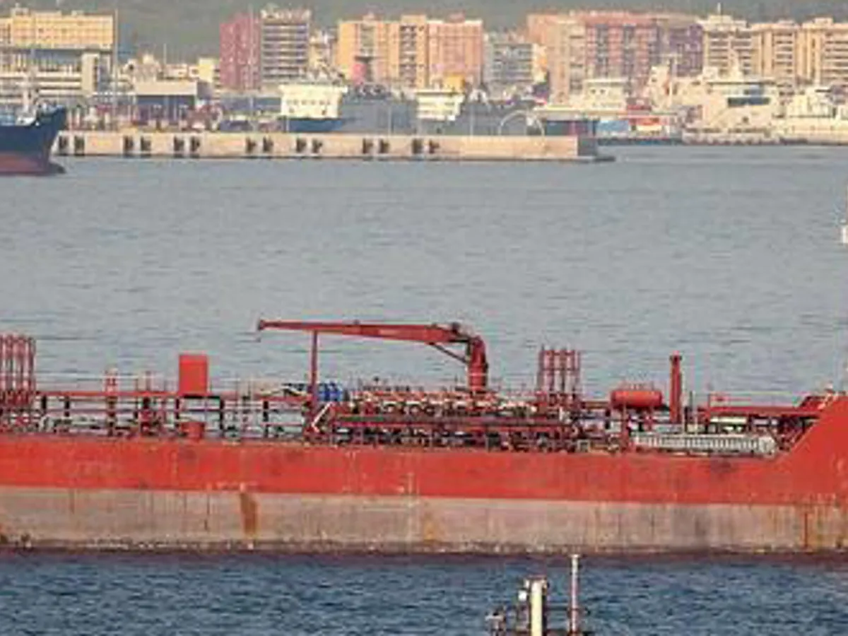 Petroliera/Chimichiera in vendita