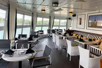 Nave passeggeri in vendita