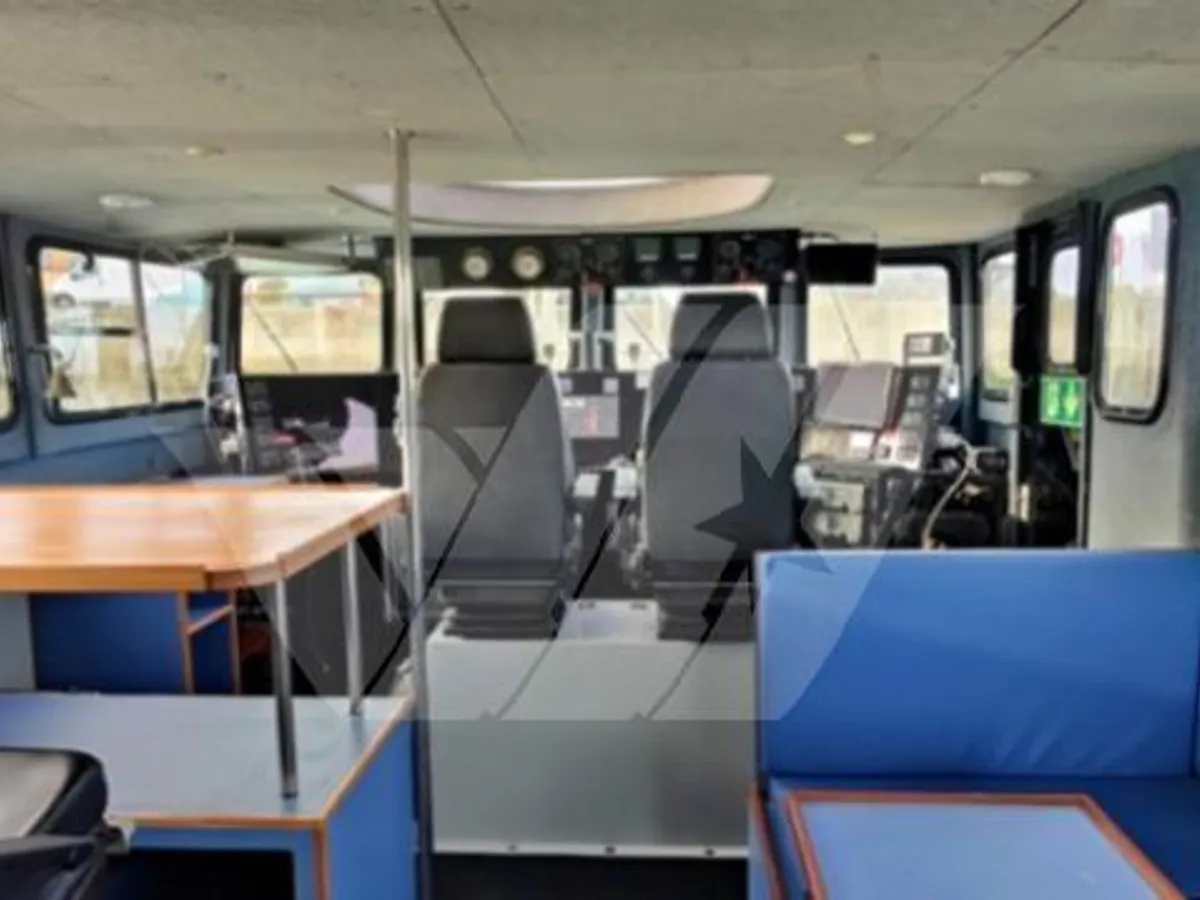 Nave da rilevamento in vendita