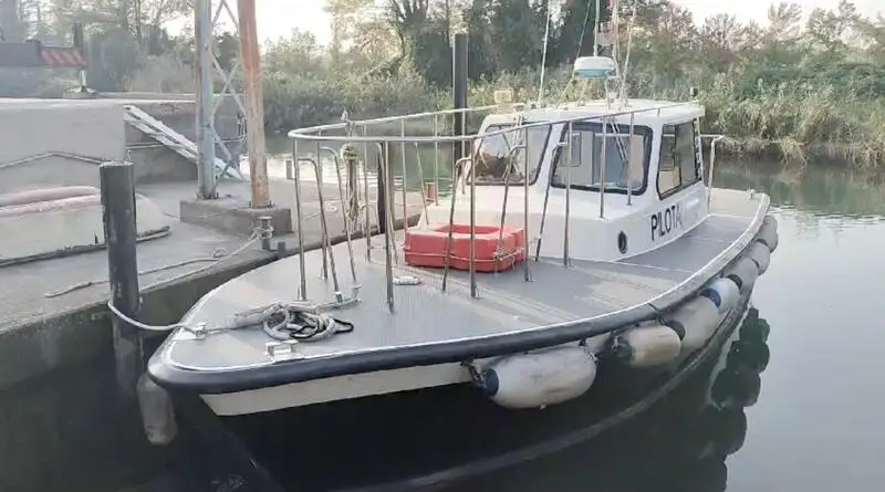 Piroga di pilotaggio in vendita